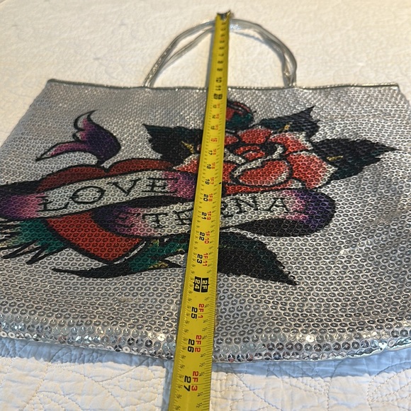 NWT Ed Hardy True Love Silver tote bag - Picture 11 of 13